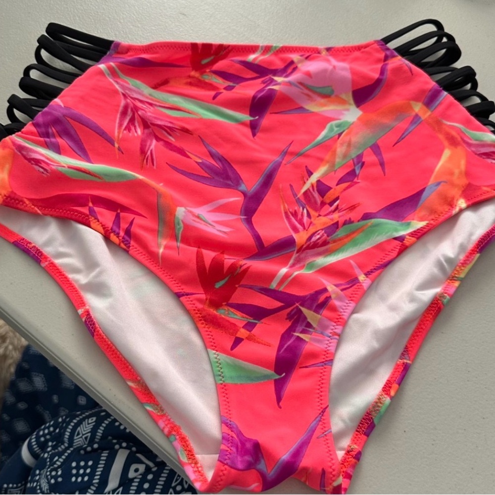Victoria's Secret PINK Size Large high-waisted bikini bottom